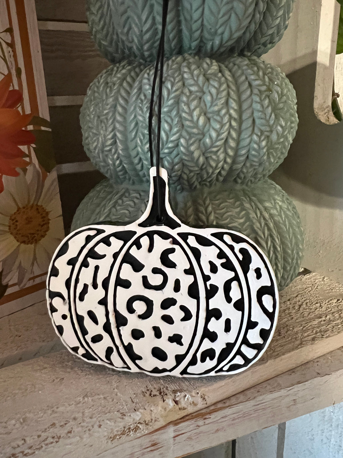 B&W Pumpkin