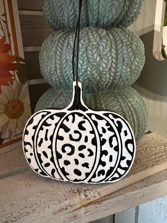 B&W Pumpkin