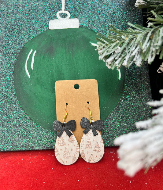 Sparkly Bows & Mistletoes